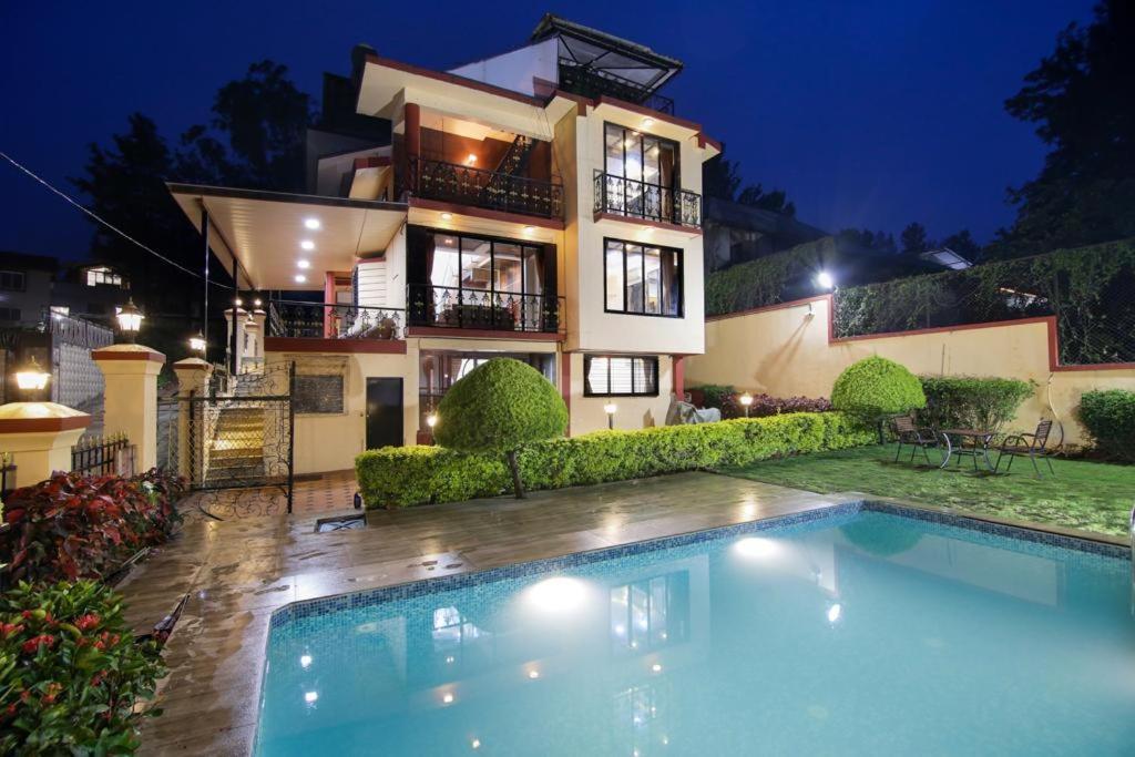 Titan villa Panchgani Exteriör bild