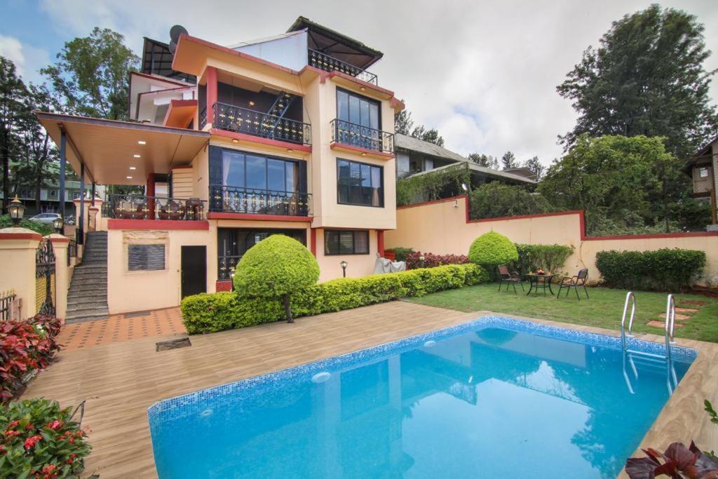 Titan villa Panchgani Exteriör bild