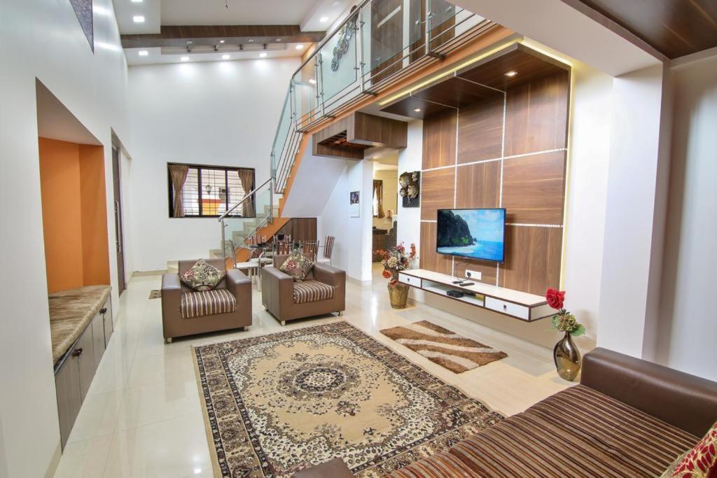 Titan villa Panchgani Exteriör bild