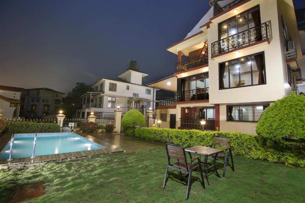 Titan villa Panchgani Exteriör bild